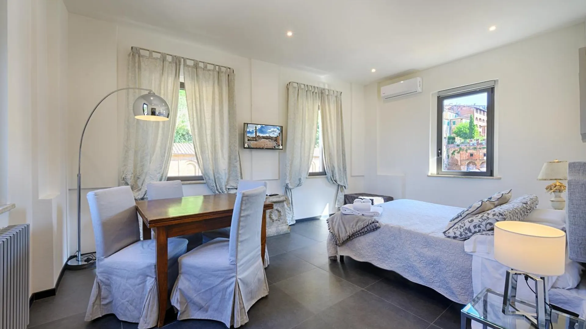 Siena Vip B&B Bed and Breakfast
