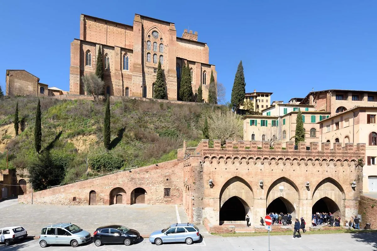 ** Oda ve Kahvaltı Siena Vip B&B İtalya